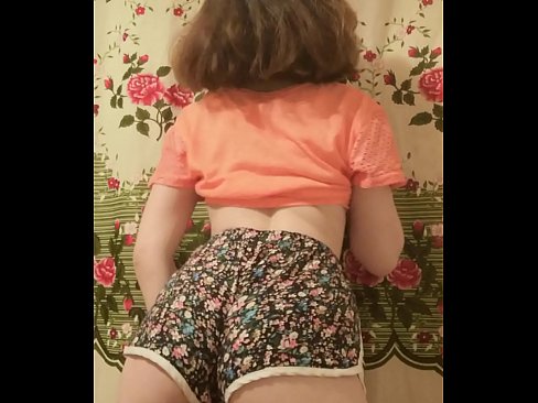 ❤️ Babe muda seksi menanggalkan seluar pendeknya pada kamera Lucah buatan sendiri di lucah ms.appassistance.ru ❌❤
