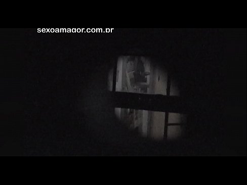 ❤️ Blondie dirakam video secara rahsia oleh intip kawasan kejiranan yang tersembunyi di sebalik batu bata kosong Lucah buatan sendiri di lucah ms.appassistance.ru ❌❤